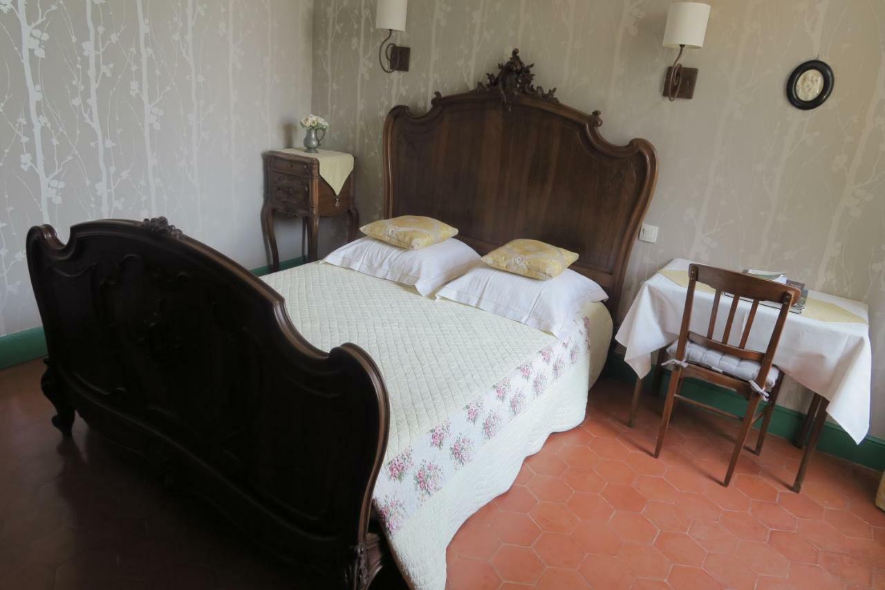 Bed and Breakfast Le Domaine De Fraissinet Ouveillan Exterior foto